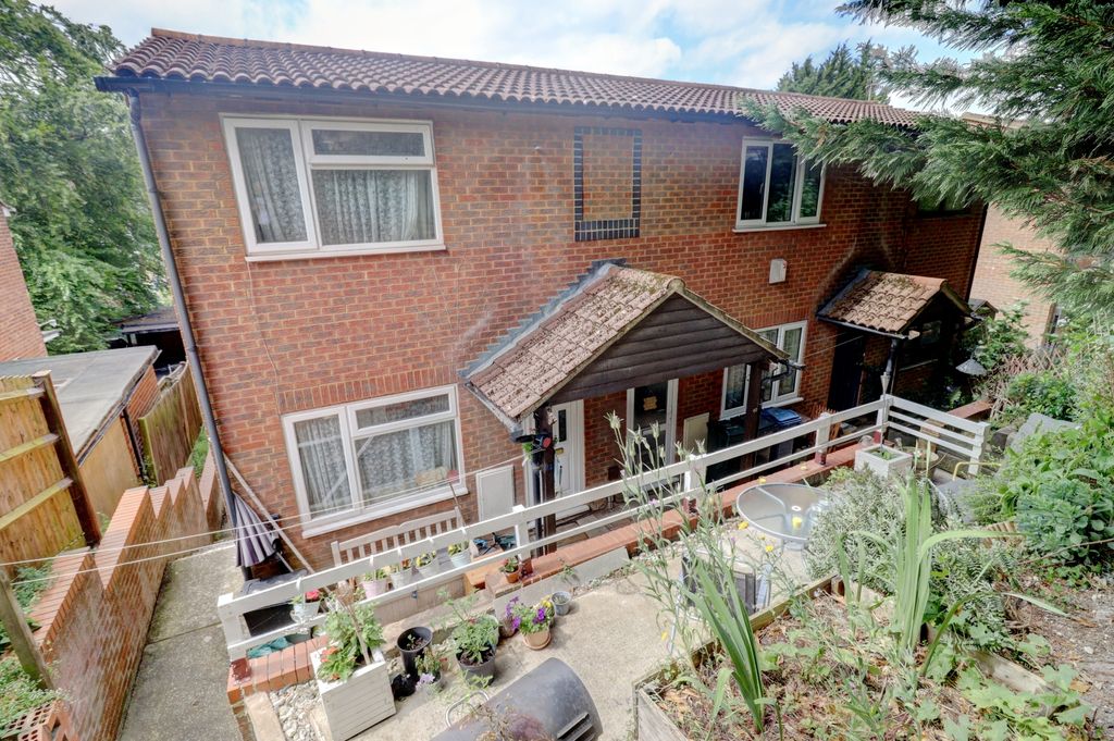Property photo 1 of 9 Picture No. 02