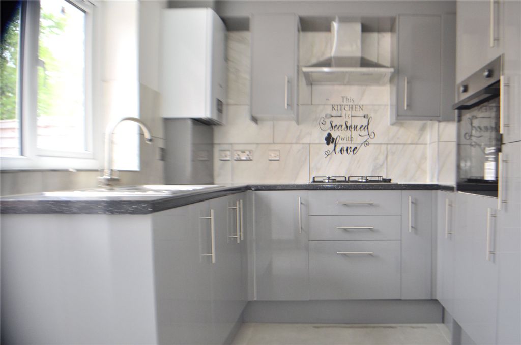 Property photo 1 of 13 Picture No. 03