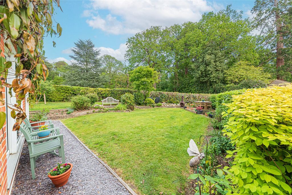 Property photo 2 of 26 Picture No. 31