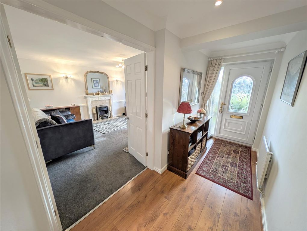 Property photo 3 of 26