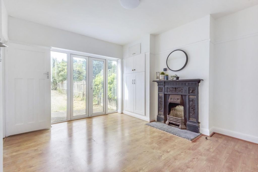 Property photo 2 of 14 Picture No. 04