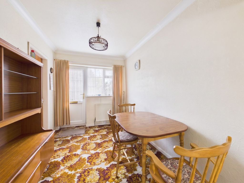 Property photo 3 of 16 Dining Room