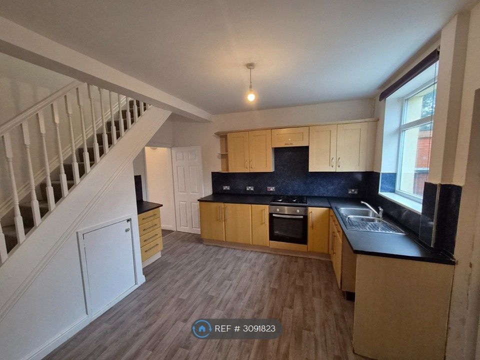 Property photo 3 of 8