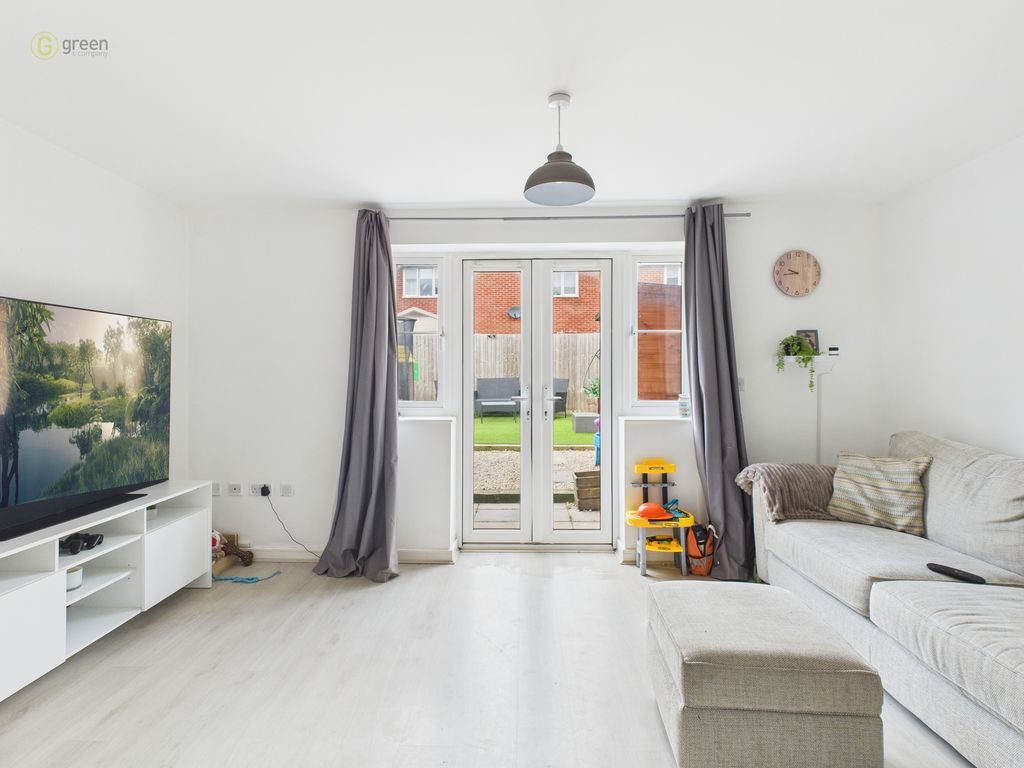 Property photo 2 of 22