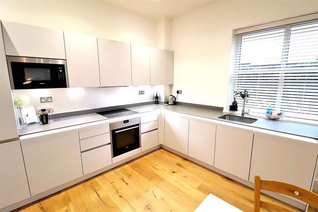 Property photo 3 of 6 Img_0682.Jpg