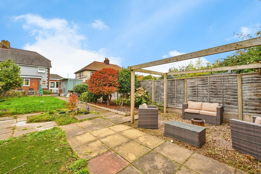 Property photo 2 of 20 19Fairview-3.Jpg