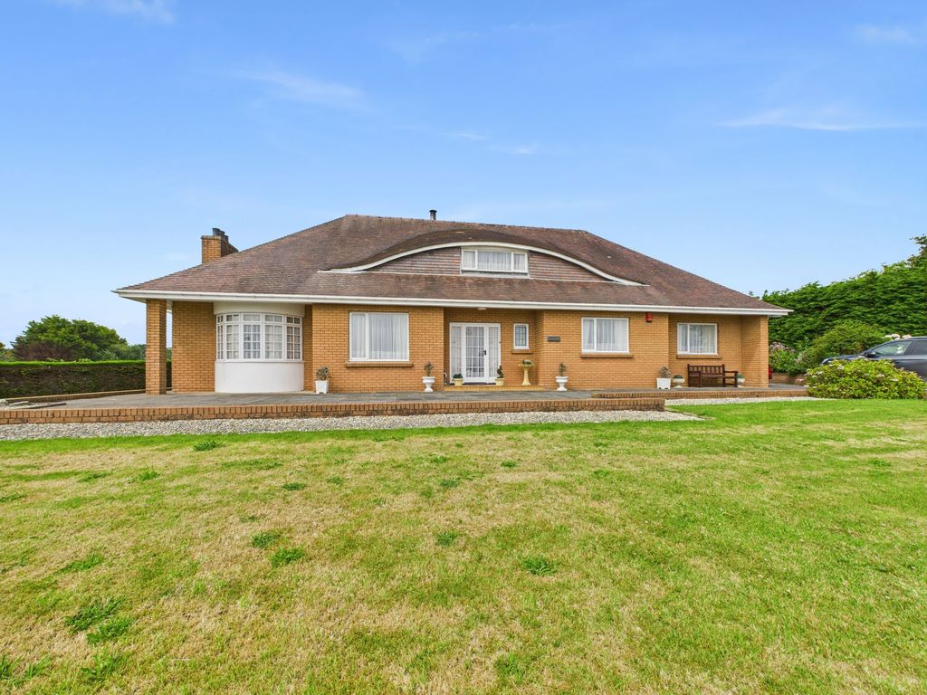 Property photo 1 of 40