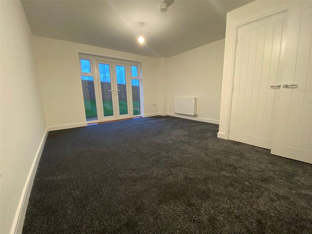 Property photo 3 of 10 Picture No. 08