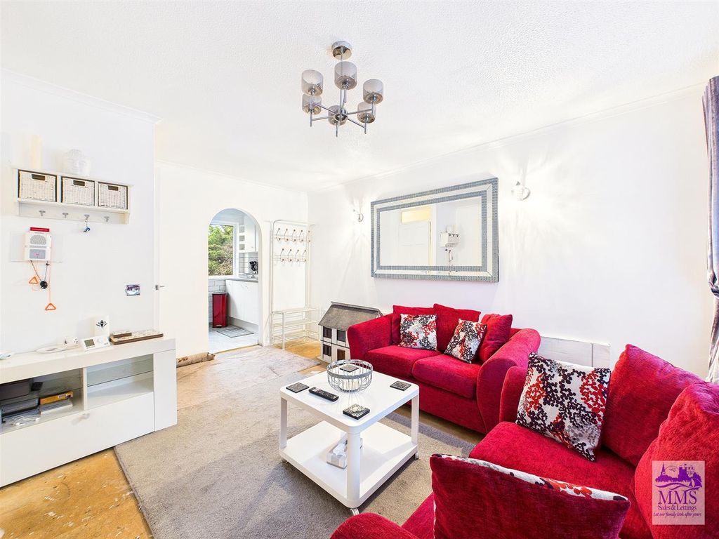 Property photo 1 of 10 Cam04098G0-Pr0116-Still004.Jpg