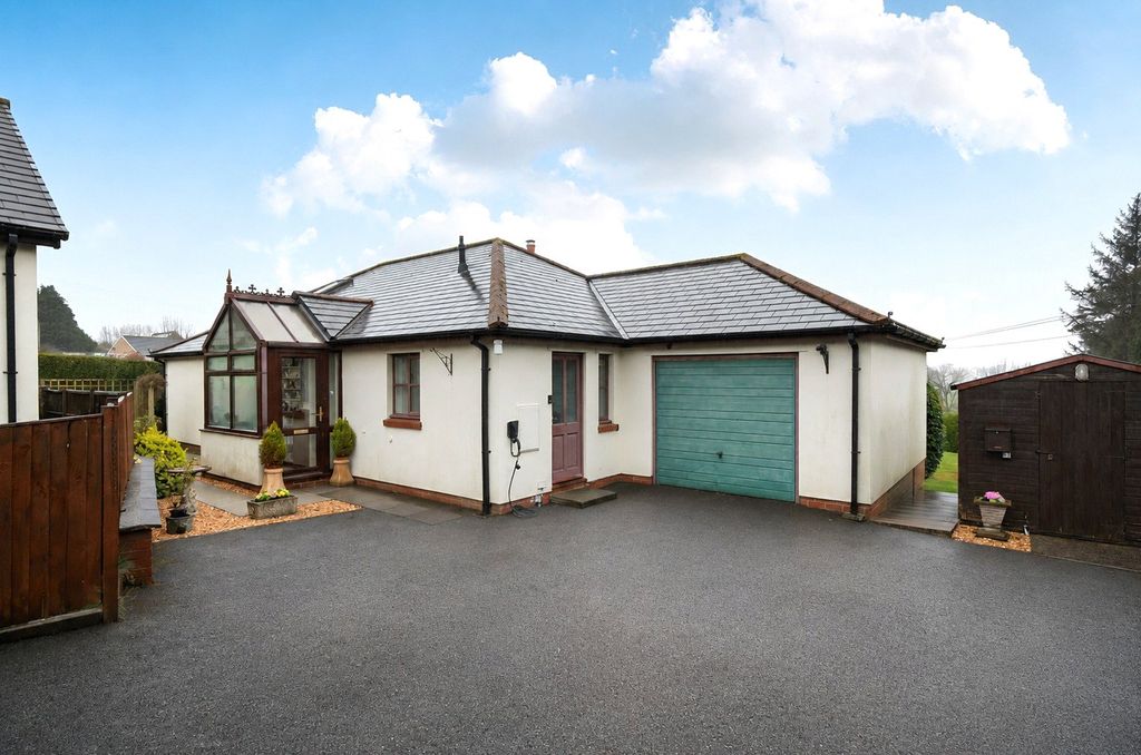 Property photo 2 of 25 Picture No. 29
