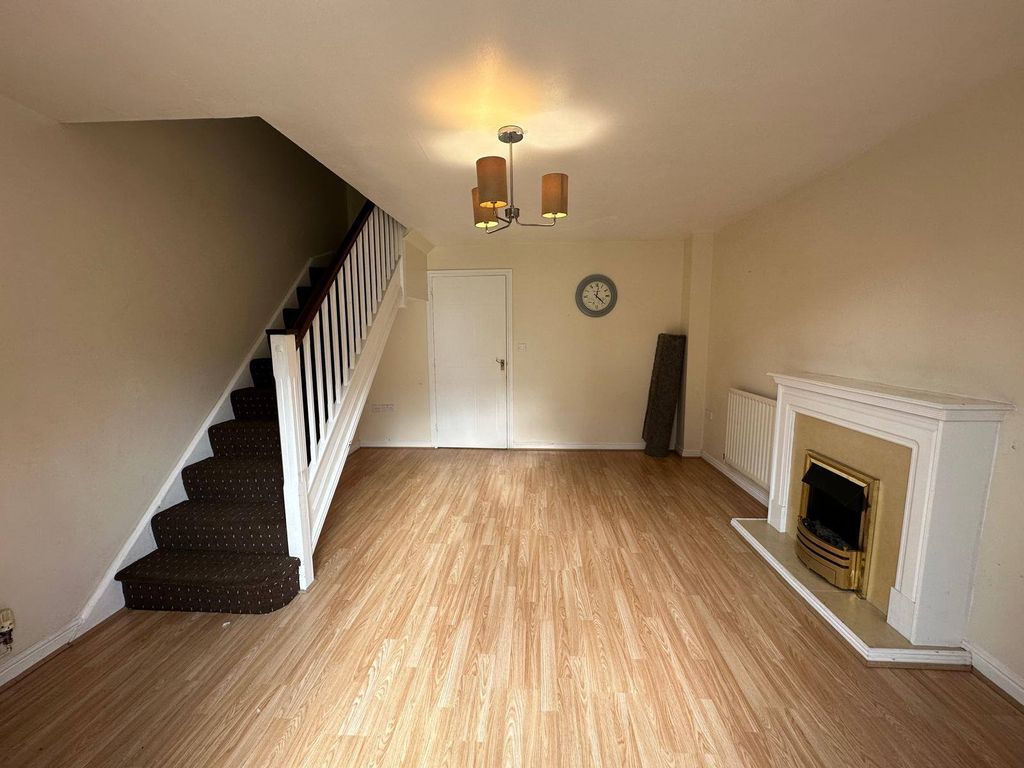 Property photo 3 of 11 Gallery