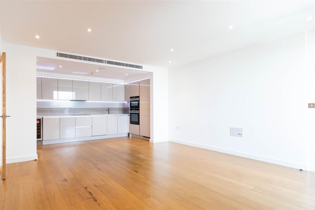 Property photo 1 of 8 Kitchen Area.Jpg