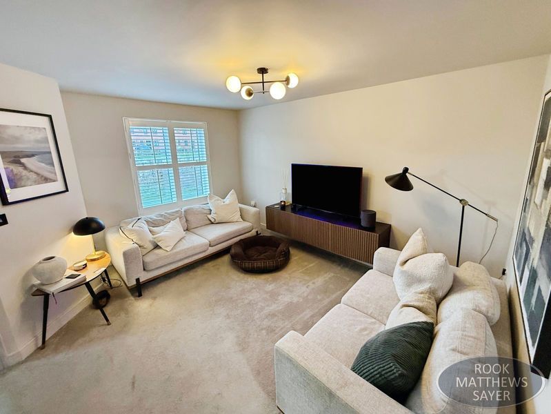 Property photo 2 of 12 Photo 13