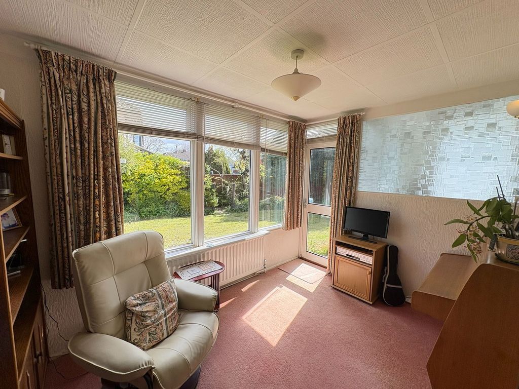 Property photo 3 of 32