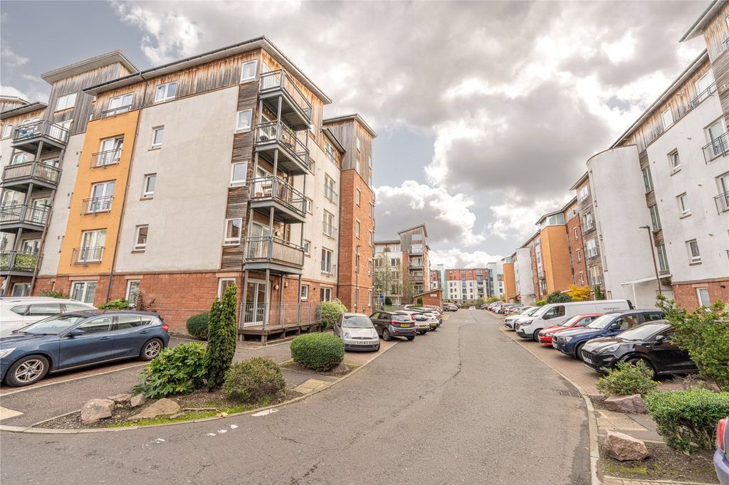 Property photo 1 of 23 Main