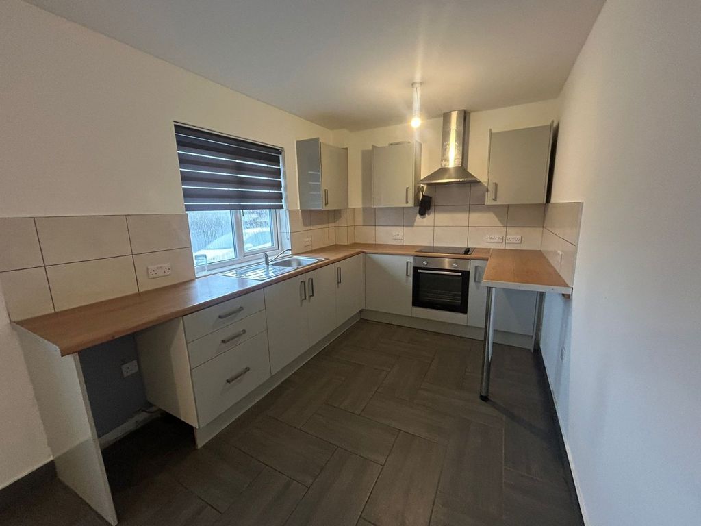 Property photo 3 of 7 Picture No. 10