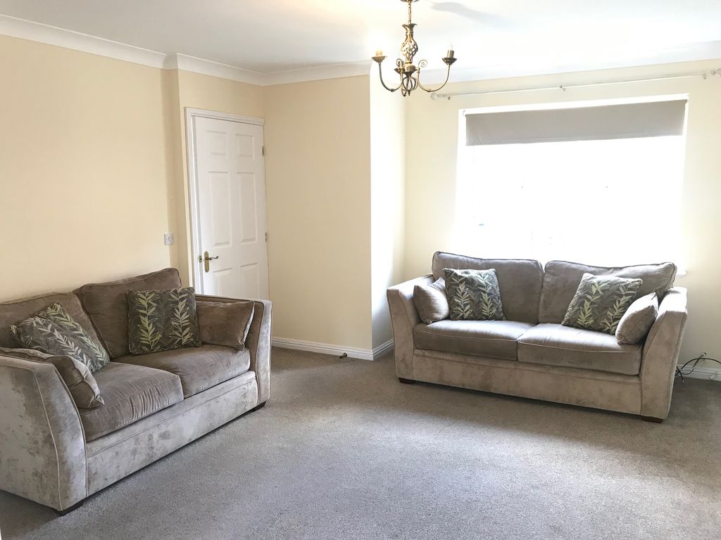 Property photo 3 of 11