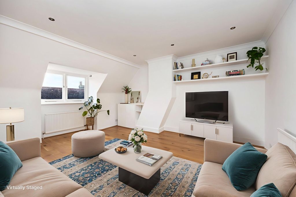 Property photo 2 of 19 4861422