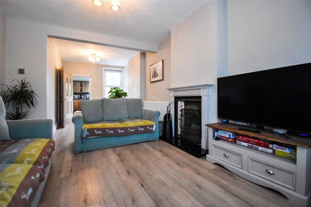 Property photo 2 of 20 Picture No. 26