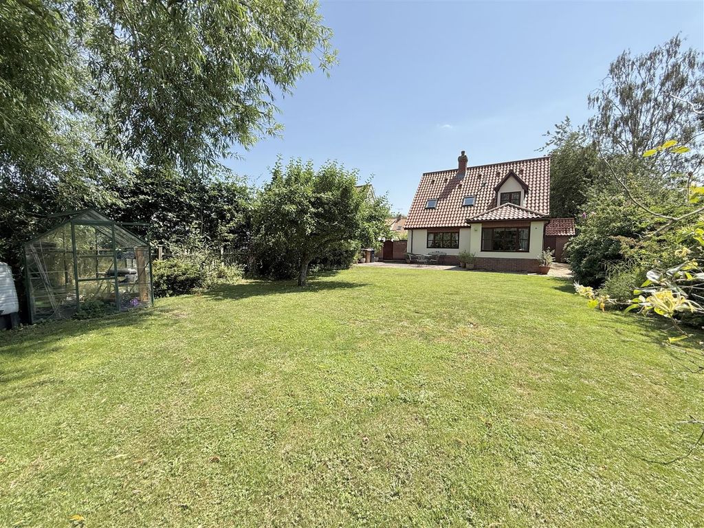 Property photo 1 of 21