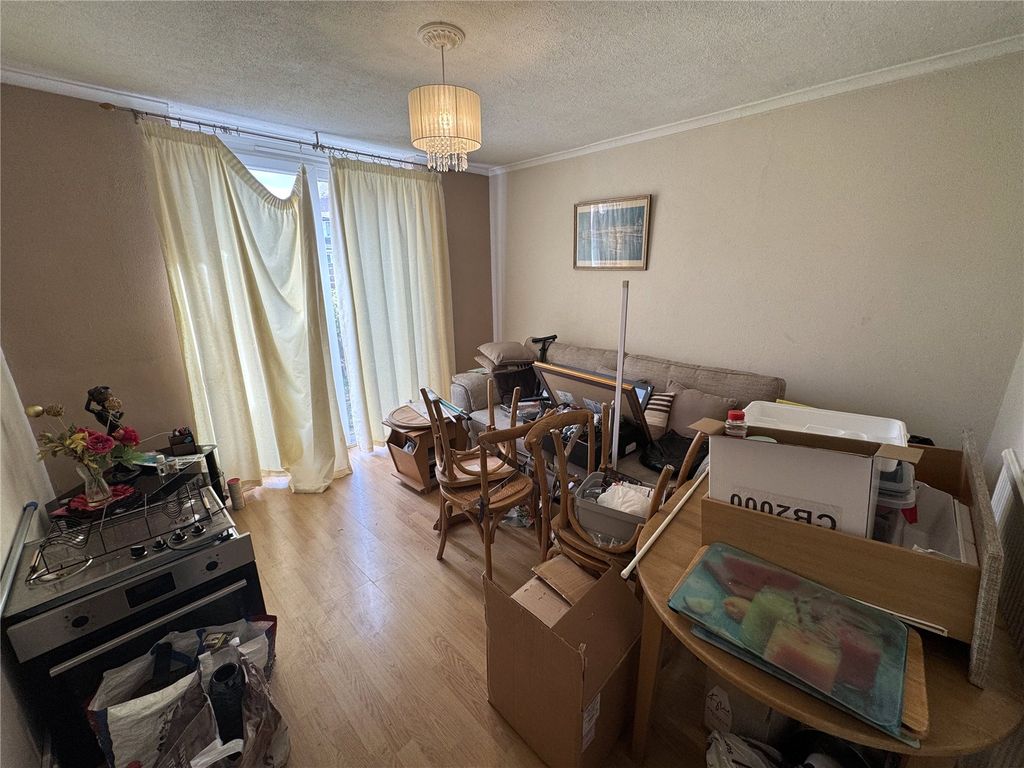 Property photo 3 of 9 Picture No. 08