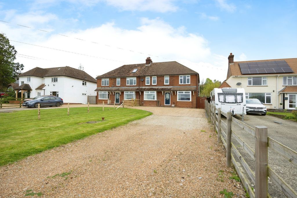 Property photo 2 of 24