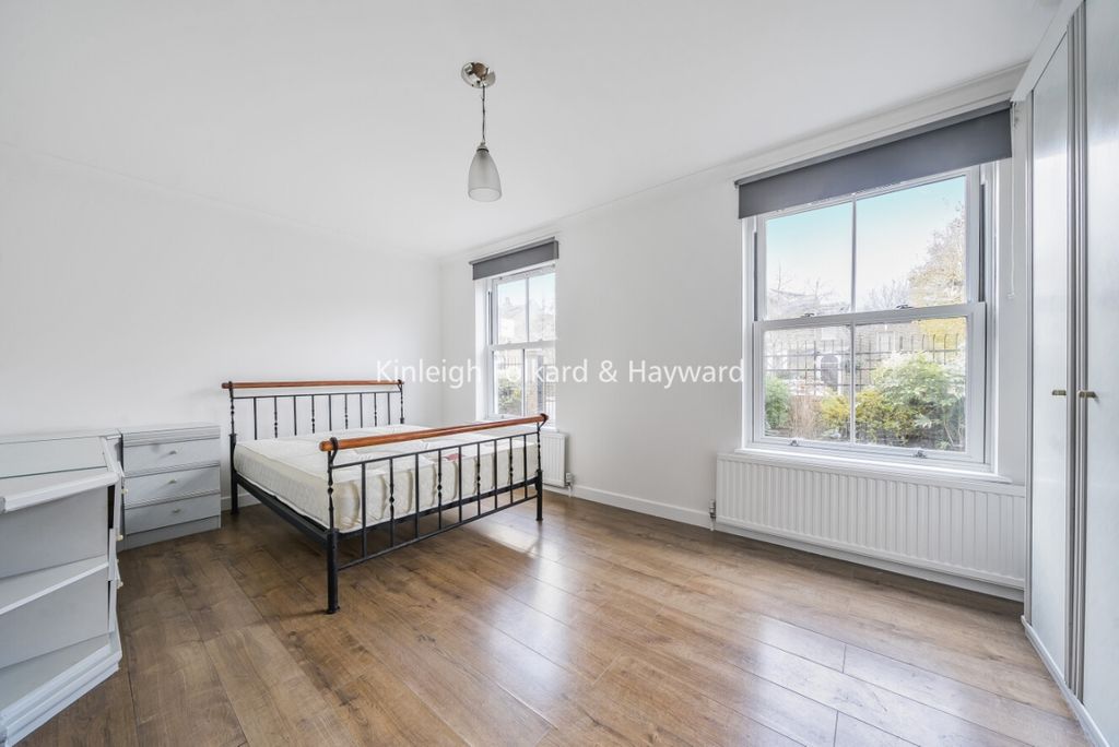 Property photo 3 of 8 E40d01Ba-6758-493A-8