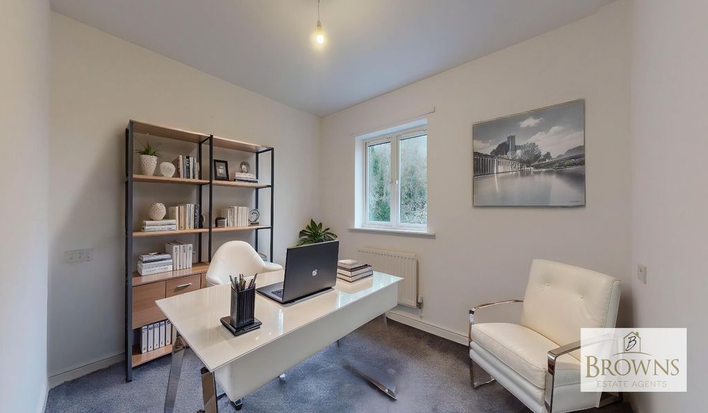 Property photo 3 of 27 4970953