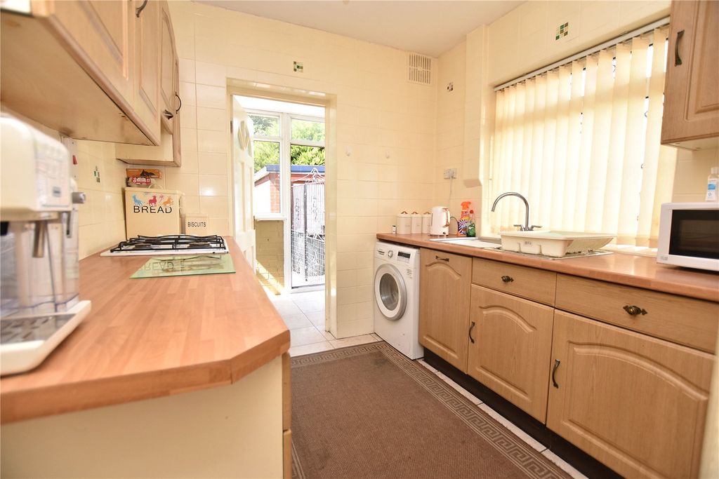 Property photo 2 of 25 Picture No. 53