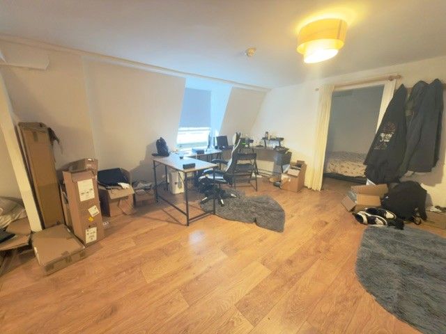 Property photo 2 of 6 Living Room
