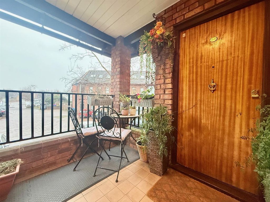 Property photo 3 of 10 2.Jpg