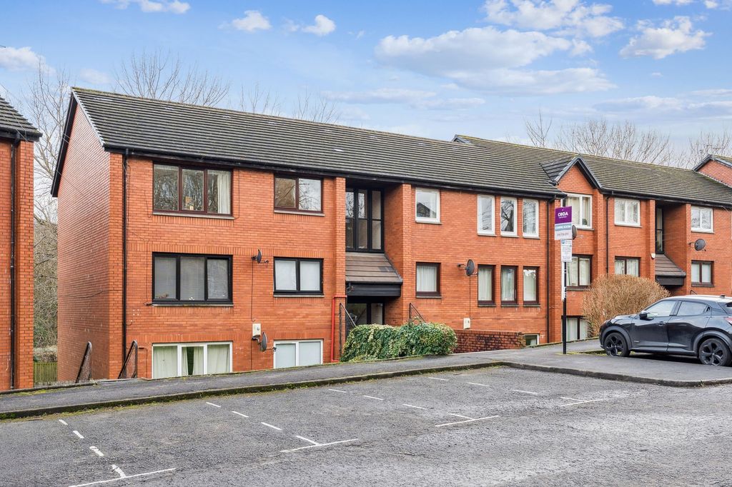 Property photo 1 of 24