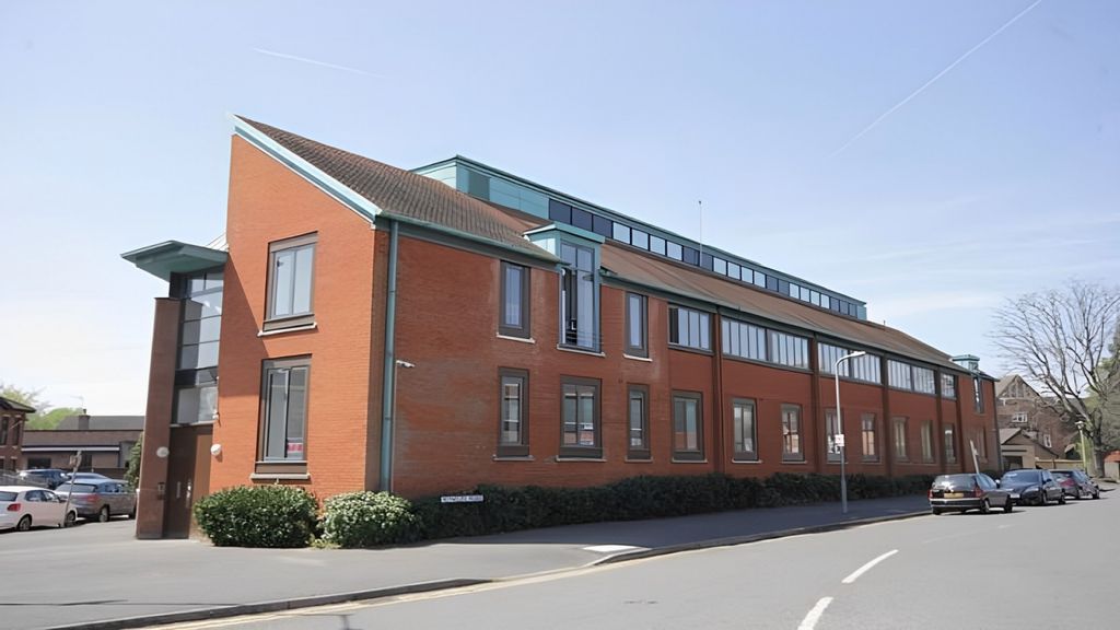 Property photo 1 of 8 Luxurious Apartment With Parking And Terrace