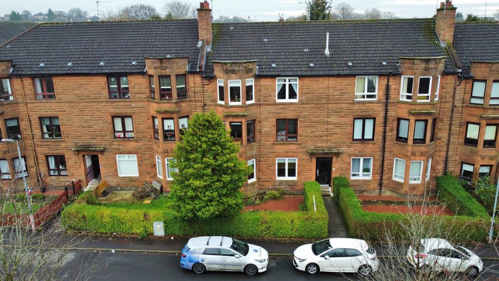 Property photo 2 of 30