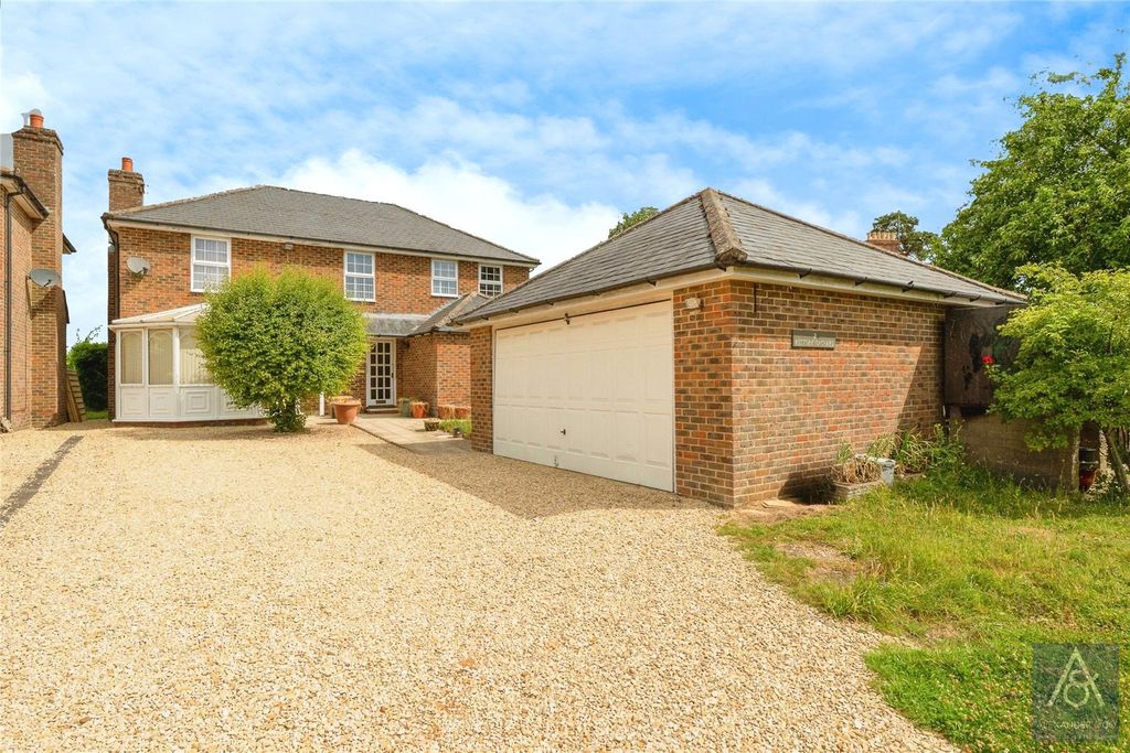Property photo 2 of 20 Picture No. 44