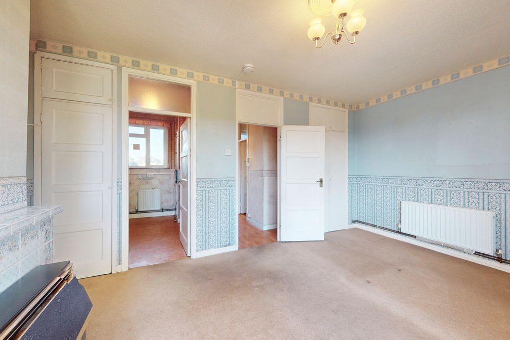Property photo 3 of 10 Picture No. 04