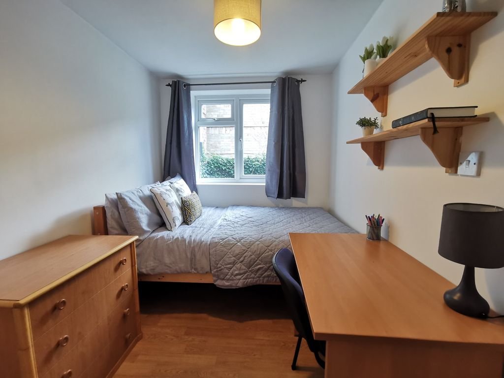 Property photo 2 of 6 Property Photo