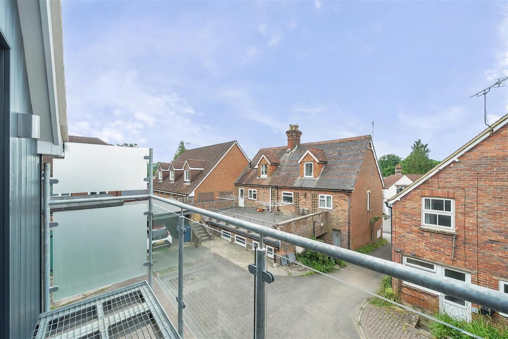 Property photo 2 of 12 Valentine Cottage Balcony.Jpg