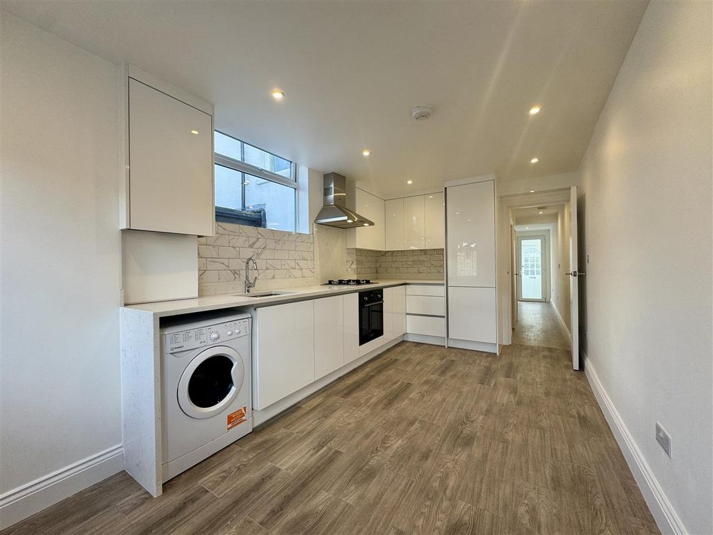 Property photo 1 of 12 Main Picture