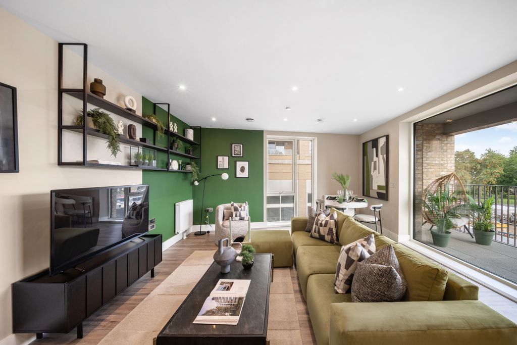 Property photo 3 of 12