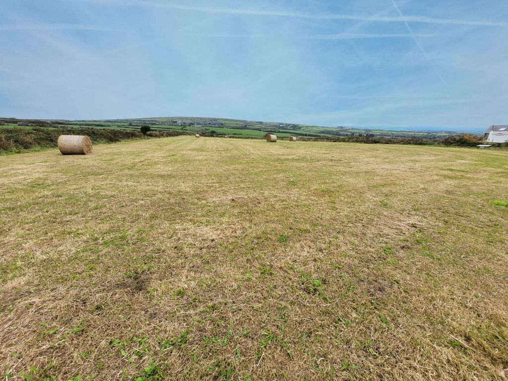 Property photo 1 of 1