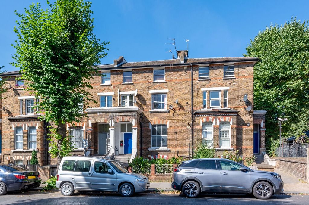 Property photo 1 of 7