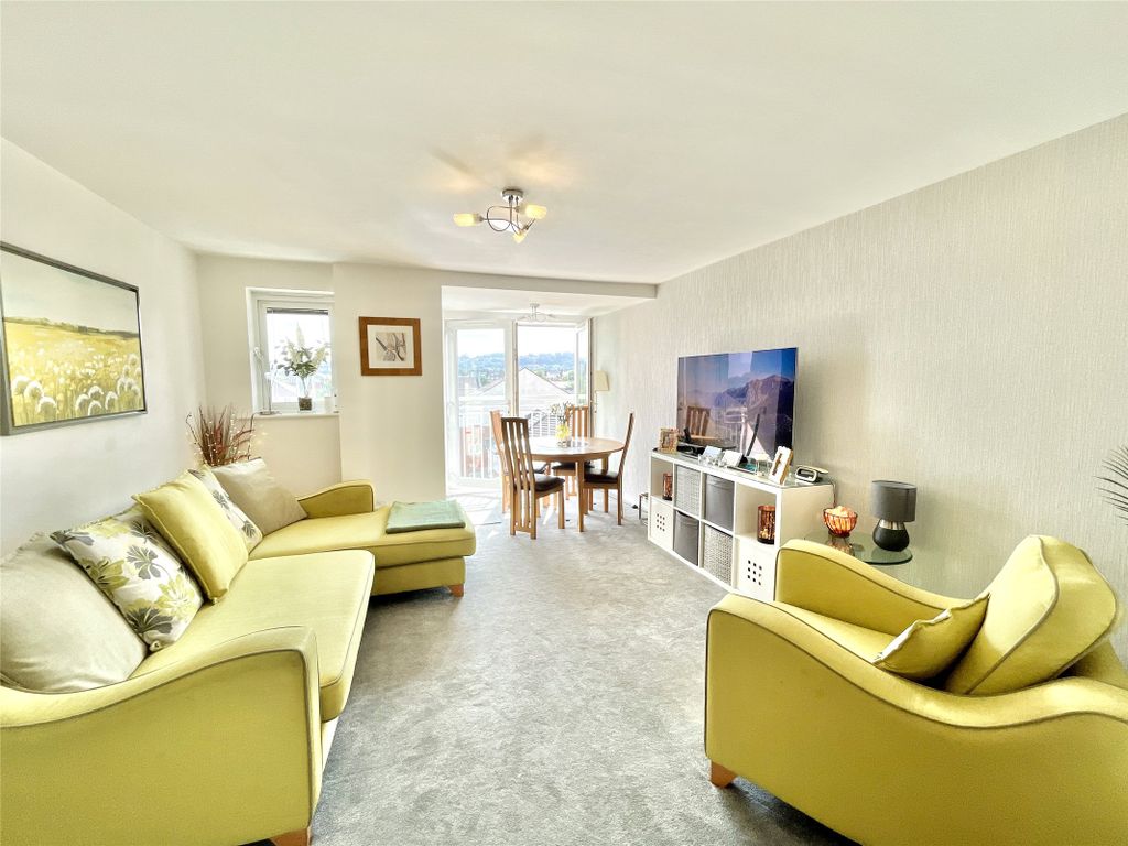 Property photo 1 of 25 Lounge/Diner