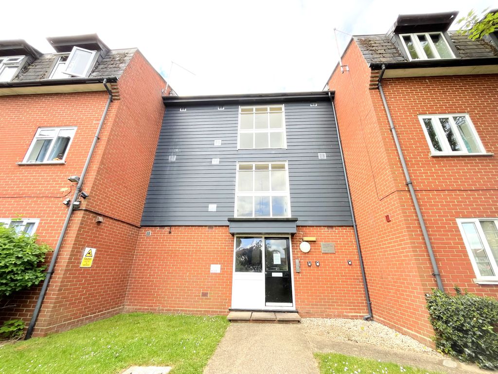 Property photo 1 of 7