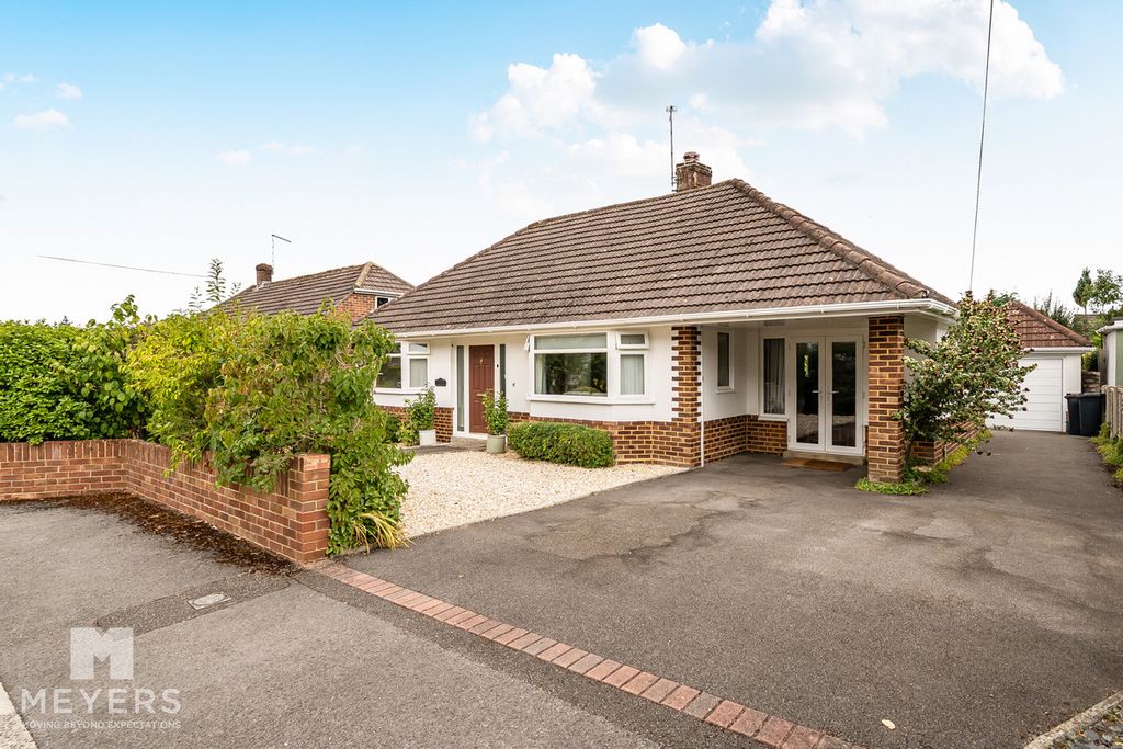 Property photo 1 of 21
