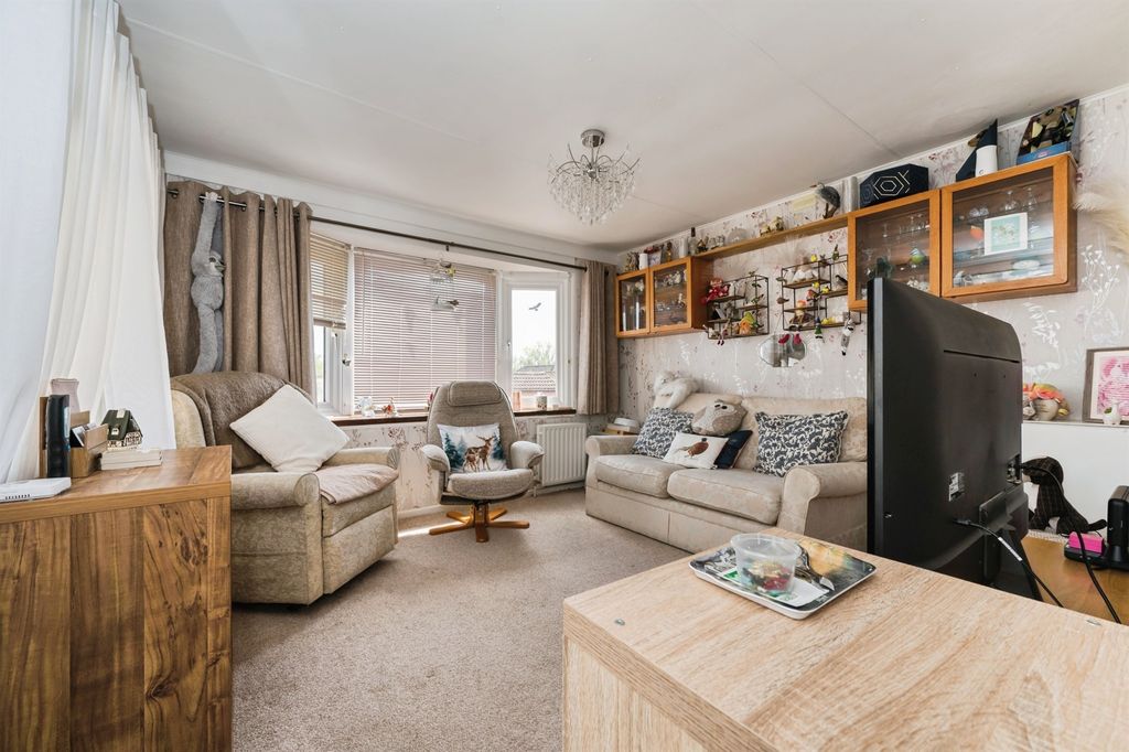 Property photo 2 of 15