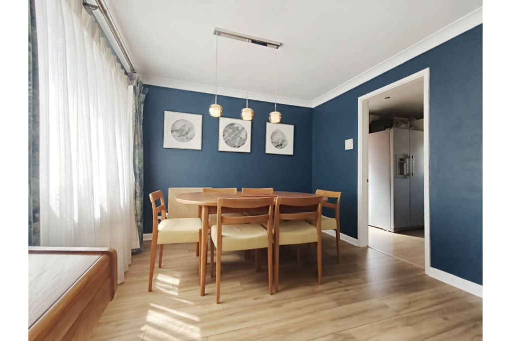 Property photo 3 of 17 Dining Room