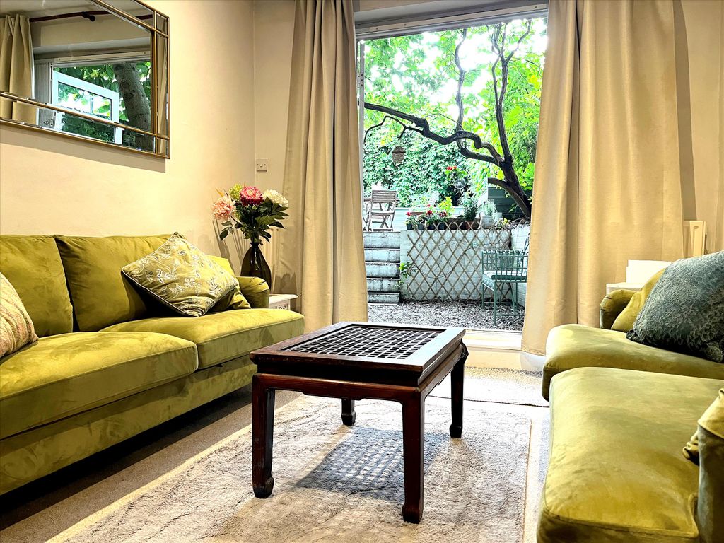 Property photo 2 of 11 Image