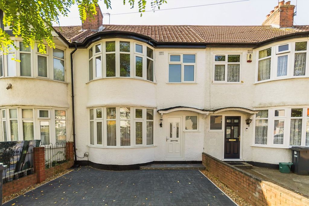 Property photo 1 of 8