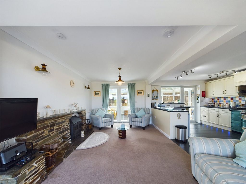 Property photo 3 of 13 Picture No. 04